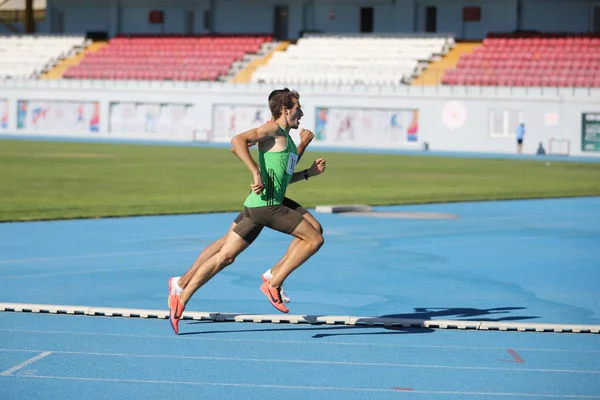 Istanbul Turquía Agosto 2021 Atleta Indefinido Corriendo Durante Las Competiciones — Foto de Stock