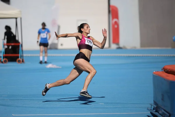 Istanbul Turquia Agosto 2021 Atleta Indefinido Salto Altura Durante Competições — Fotografia de Stock