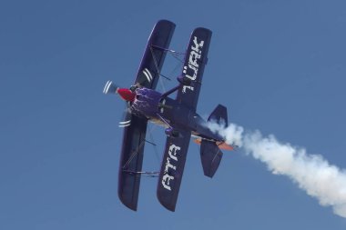 ESKISEHIR, TURKEY - 12 Eylül 2021: M.S.O Hava ve Uzay Müzesi Aviat S-2S Pitts Sivrihisar SHG Hava Gösterisi