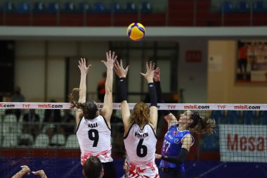 ISTANBUL, TURKEY - EPTEMBER 09, 2021: Türk Havayolları, Burhan Felek Spor Salonu 'nda Aydın Buyuksehir Belediyesi Sultanlar Ligi karşılaşmasına karşı