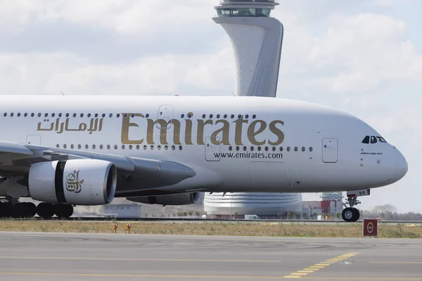 Istanbul Turkey Οκτωβρίου 2021 Προσγείωση Airbus A380 842 Της Emirates — Φωτογραφία Αρχείου