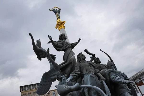 Gründer Des Kiewer Brunnendenkmals Auf Dem Maidan Nezalezhnosti Kiew Ukraine — Stockfoto