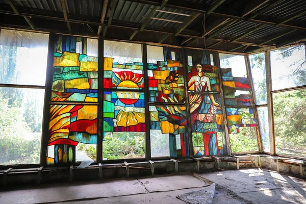 Vidro Manchado Pripyat Cafe Zona Exclusão Chernobyl Chernobyl Ucrânia — Fotografia de Stock