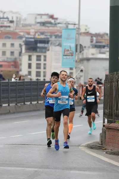 Istanbul Turkey November 2021 Alatt Futó Sportolók Isztambuli Maraton Amely — Stock Fotó