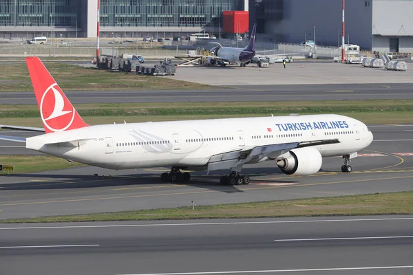Istanbul Turquie Octobre 2021 Atterrissage Boeing 777 3F2Er 40791 Turkish — Photo