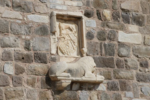 トルコ ムグラ市ボドルム城の騎士シンボル — ストック写真