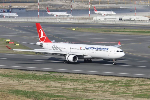 Istanbul Turchia Ottobre 2021 Turkish Airlines Airbus A330 303 1501 — Foto Stock
