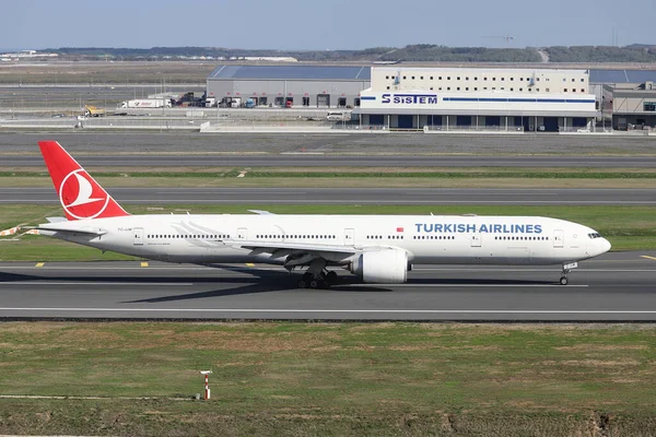 Istanbul Turchia Ottobre 2021 Turkish Airlines Boeing 777 3F2Er 40794 — Foto Stock