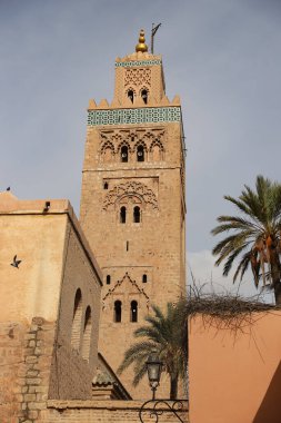 Fas 'ın Marakeş şehrindeki Kutubiyya Camii