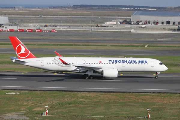 Istanbul Turkey Październik 2021 Tureckie Linie Lotnicze Airbus A350 941 — Zdjęcie stockowe