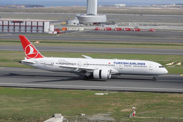 Istanbul Turkey Октября 2021 Turkish Airlines Boeing 787 65806 Посадка — стоковое фото