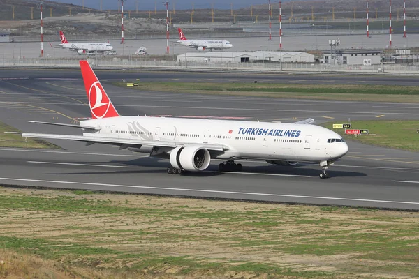 Istanbul Turkey Октября 2021 Turkish Airlines Boeing 777 3F2Er 44121 — стоковое фото