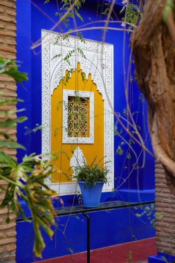 Marakeş City, Fas 'taki Majorelle Garden' daki Blue Villa House.
