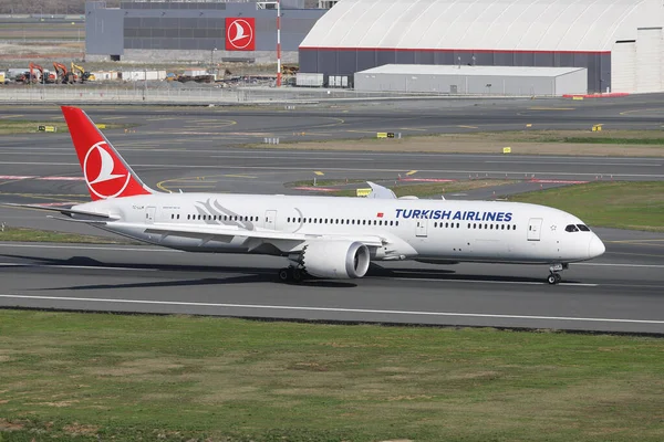 Istanbul Turquie Octobre 2021 Atterrissage Boeing 787 65812 Turkish Airlines — Photo