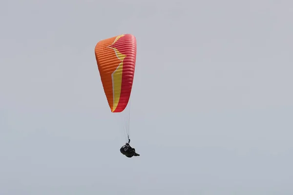 Parapente Sobre Monte Tahtali Ciudad Antalya Turquía — Foto de Stock