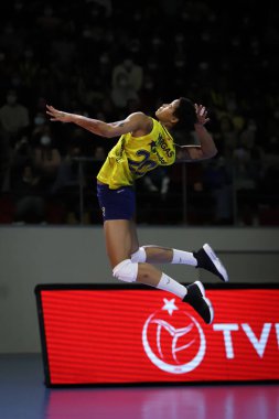 ISTANBUL, TURKEY - 23 Ocak 2022: Melissa Vargas, Burhan Felek Spor Salonu 'nda Fenerbahçe Opet vs Vakıfbank Türkiye Sultanlar Ligi karşılaşmasında görev yapıyor
