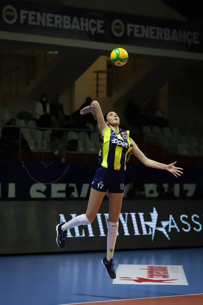 Istanbul Turkey February 2022 Tutku Burcu Yuzgenc Serves Fenerbahce Opet — Stock Photo, Image