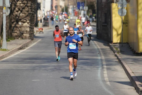 Istanbul Turkey November 2021 Athletes Running Istanbul Half Marathon Historic — Stock Fotó