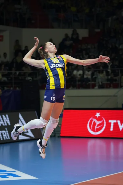 Istanbul Turkey April 2022 Arina Fedorovtseva Serves Fenerbahce Opet Eczacibasi — Stock Photo, Image