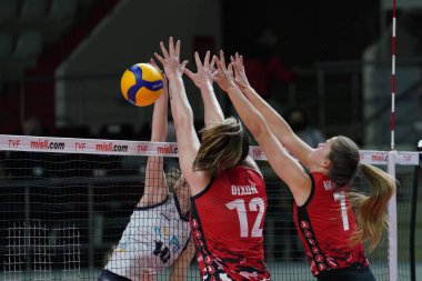 ISTANBUL, TURKEY - APRIL 02, 2022: TeTori Dixon and Kiera Van Ryk in action during Turk Hava Yollari vs PTT Turkish Sultans League match in Burhan Felek Sport Hall