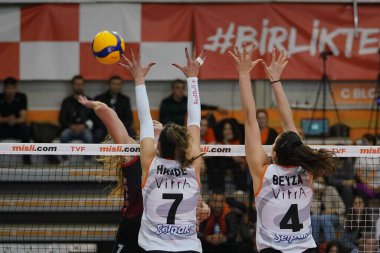ISTANBUL, TURKEY - MAY 03, 2022: Hande Baladin and Beyza Arici in action during Eczacibasi Dynavit vs Turk Hava Yollari Turkish Sultans League Playoff 3-4 match in Eczacibasi Sport Hall