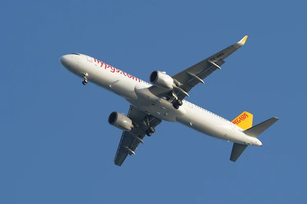 Istanbul Turkey May 2022 Pegasus Airlines Airbus 321 251Nx 8936 — Stock Photo, Image