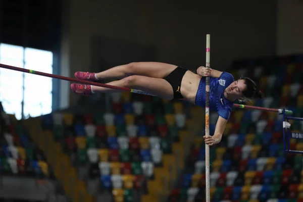 Istanbul Turkey February 2022 Undefined Athlete Pole Vaulting Turkey Olympic — Fotografia de Stock