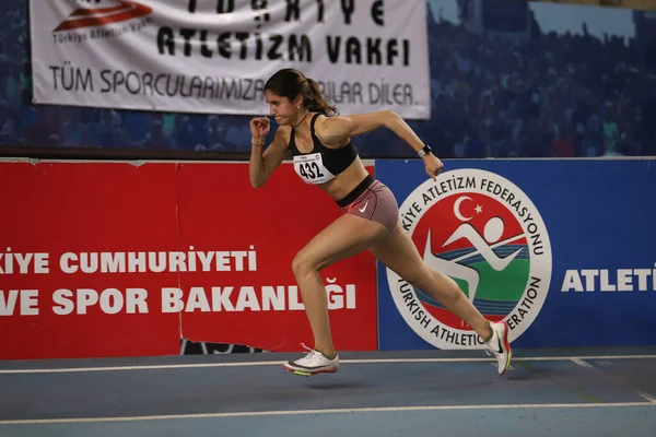 Istanbul Turkey Februari 2022 Ongedefinieerde Atleet Hardlopen Tijdens Turkse Indoor — Stockfoto