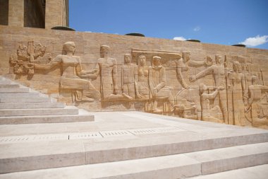 Ankara 'da Mustafa Kemal Atatürk' ün Anitkabir mozolesinde yardım, Türkiye