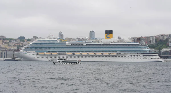 Istanbul Türkei April 2022 Kreuzfahrtschiff Costa Venezia Galataport Istanbul Schiff — Stockfoto