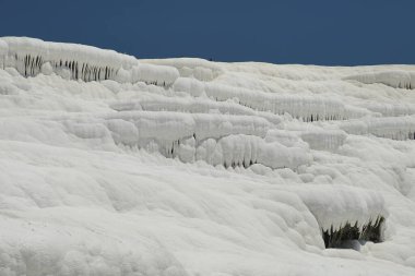 Denizkiye 'de Pamukkale' de Travertines Terasları