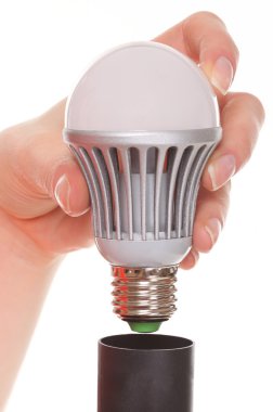 bir kap içine vidalı ampul 