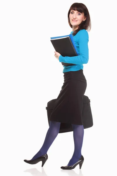 Biznes kobieta z torba na laptopa i dokumenty — Zdjęcie stockowe