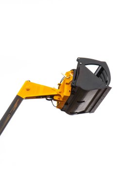 Kazı küreği ya da buldozer. Endüstriyel makinede kullanılan hidrolik ve pnömatik mekanizmanın detayları. Beyaz arka plan. Teknoloji