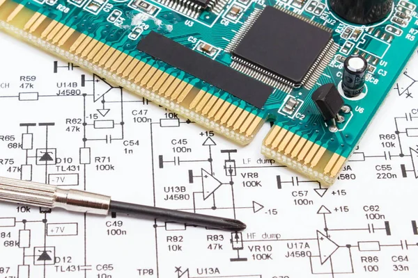 Printplaat Met Transistors Weerstanden Condensator Precisie Gereedschap Diagram Van Elektronica — Stockfoto