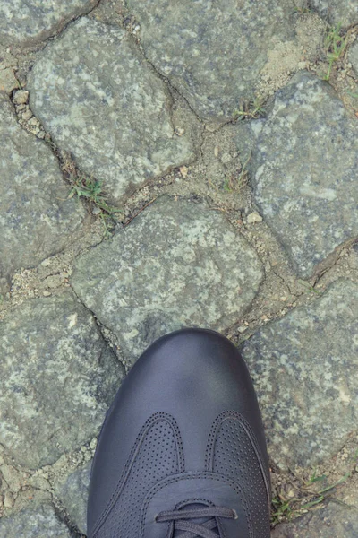 Cómodos Zapatos Cuero Marrón Casual Para Hombres Carretera Pie Hechos —  Fotos de Stock