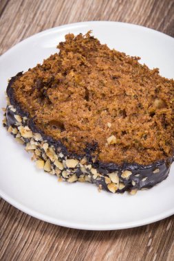 Fındık ve kuru üzümlü kabak hamuru parçaları. Taze ev yapımı lezzetli tatlı.