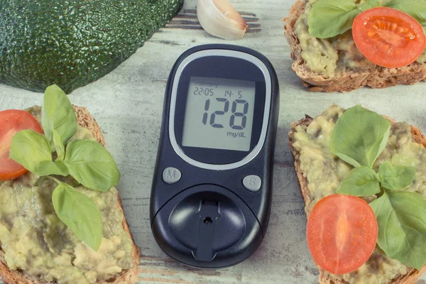 Glucometer Result Measurement Sugar Level Fresh Sandwiches Paste Avocado Healthy — Stock Photo, Image