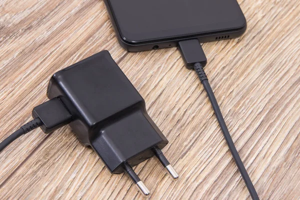 Smartphone Téléphone Portable Chargeur Utilisés Pour Charger Batterie Vide Divers — Photo