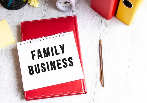 Bloco Notas Com Texto Family Business Uma Mesa Madeira Diário — Fotografia de Stock
