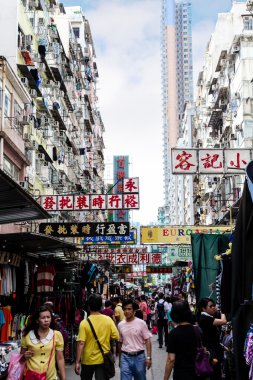 Hong Kong 'daki sokak pazarı.