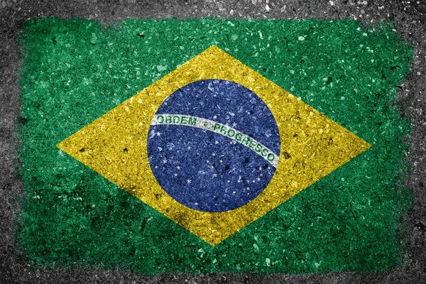 Bandeira brasileira pintada na parede de concreto — Fotografia de Stock