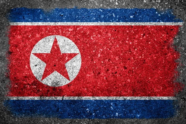 Kuzey Kore bayrağı betona boyalı — Stok fotoğraf