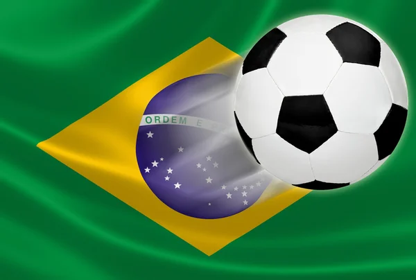 World cup 2014: voetbal vliegen uit de Braziliaanse vlag — Stockfoto