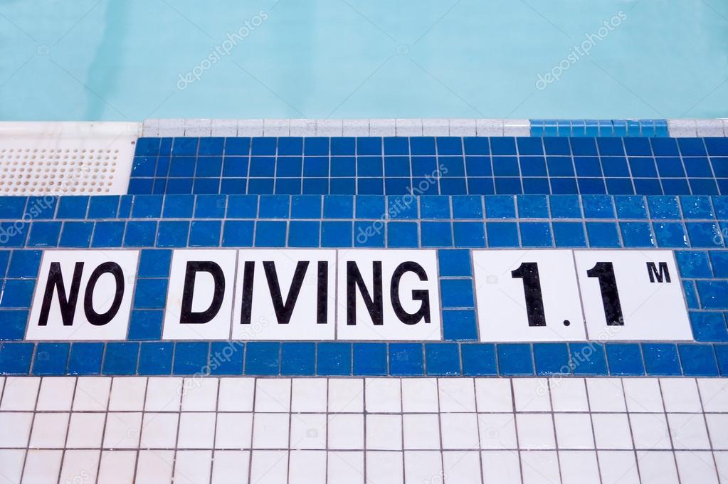 Swimming Poolside Sign