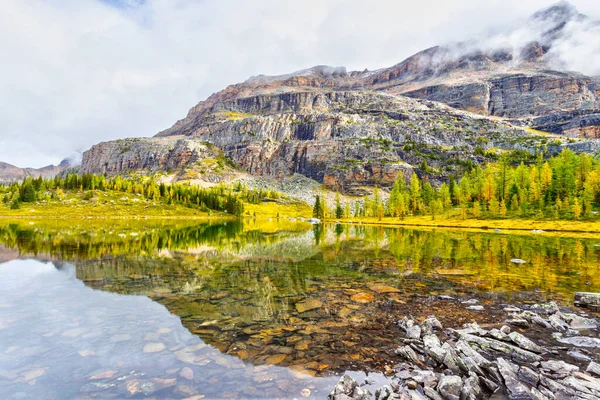 Hungarian Lake Opabin Trail Lake Hara Yoho National Park Yukness — Fotografia de Stock