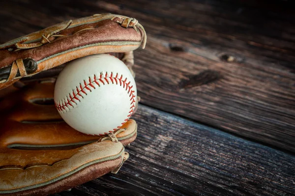 Leather Baseball Softball Glove Ball Rustic Wooden Background Copy Space — Foto Stock