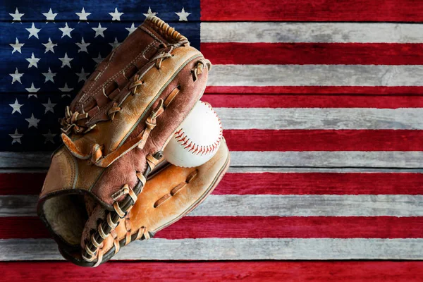 Leather Baseball Softball Glove Ball Rustic Wooden Background Painted Flag — Fotografia de Stock