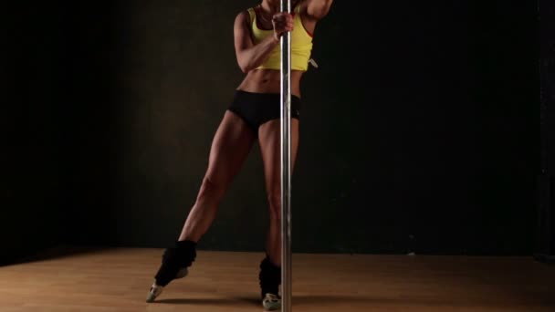 Pole-Fitness — Stockvideo
