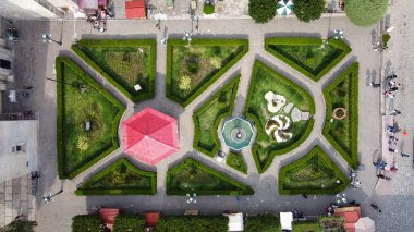 Mineral del Chico, Hidalgo Mexico 'daki merkez plazanın hava manzarası.